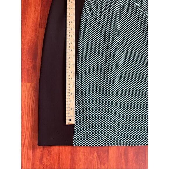 Connected Apparel for fitted zip up dress with cap sleeves ￼Size 16 - Picture 7 of 7